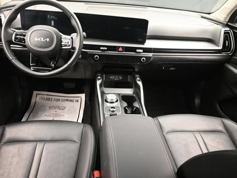 Used 2025 Kia Sorento EX w/ EX Panoramic Sunroof Package AWD/4WD image 16