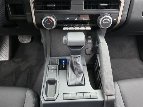 Used 2026 Toyota Tacoma SR w/ SR Upgrade Package image 7