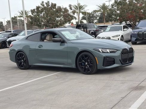Used 2026 BMW 430i Coupe w/ M Sport Package RWD image 4