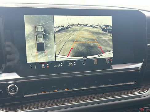 Used 2024 GMC Sierra 1500 Elevation w/ Elevation Premium Package image 32