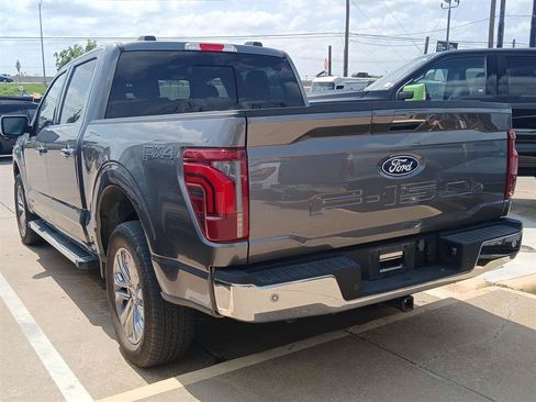 Used 2024 Ford F150 Lariat w/ FX4 Off-Road Package AWD/4WD image 10