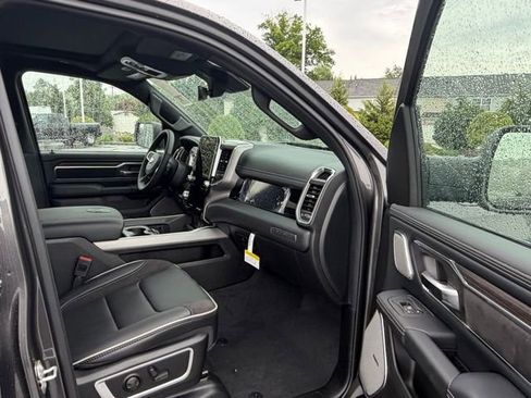 New 2026 RAM 1500 Laramie AWD/4WD image 25