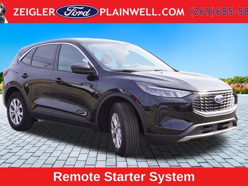 Used 2024 Ford Escape Active AWD/4WD image 9