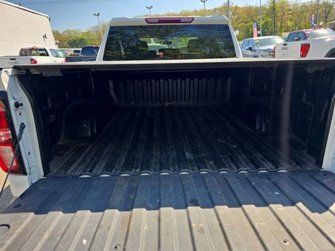 Used 2021 GMC Sierra 1500 SLE AWD/4WD image 5