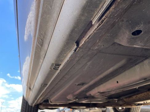 Used 2005 Buick Park Avenue FWD image 16