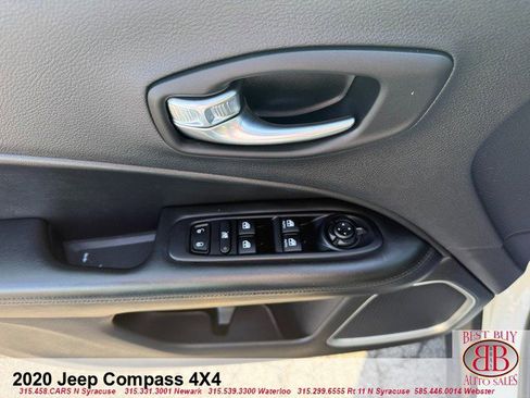 Used 2020 Jeep Compass Latitude image 11