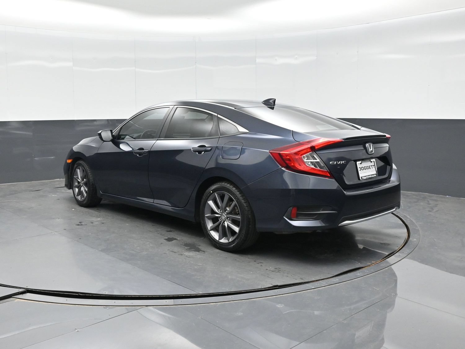 Used 2021 Honda Civic EX-L image 4