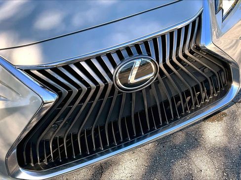 Used 2021 Lexus ES 350 w/ Premium Package image 30