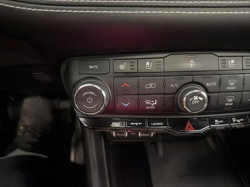 Used 2022 Dodge Durango SRT w/ Technology Group image 28