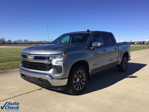 Used 2025 Chevrolet Silverado 1500 LT image 10