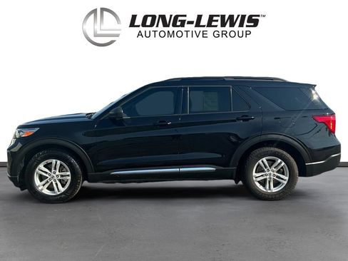 Certified 2023 Ford Explorer XLT RWD image 2