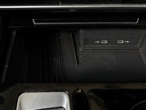 Used 2026 Volkswagen Atlas Cross Sport SE FWD image 27