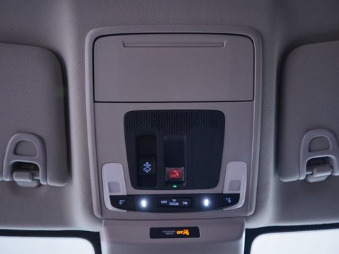 Used 2024 Honda Accord EX image 22