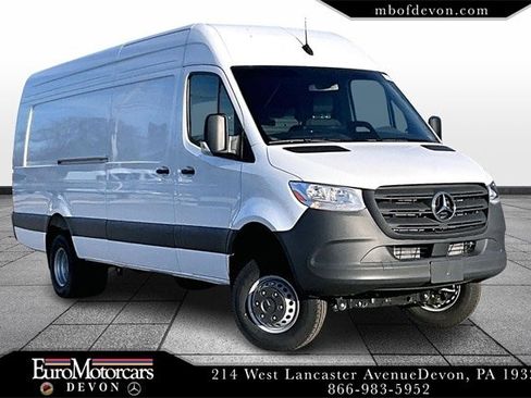 New 2025 Mercedes-Benz Sprinter 3500 image 1