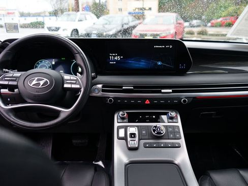 Used 2023 Hyundai Palisade Calligraphy image 21