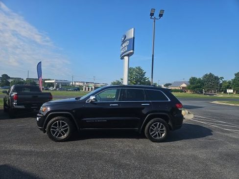 Used 2019 Jeep Grand Cherokee Limited w/ Trailer Tow Group IV AWD/4WD image 1