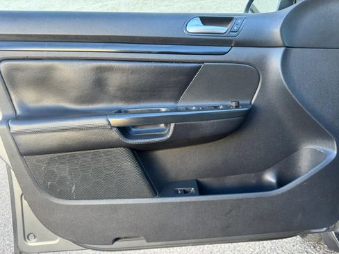 Used 2012 Volkswagen Jetta TDI FWD image 5
