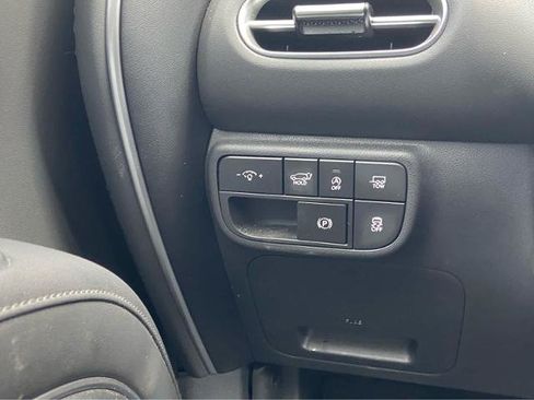 Used 2026 Hyundai Palisade SEL FWD image 26