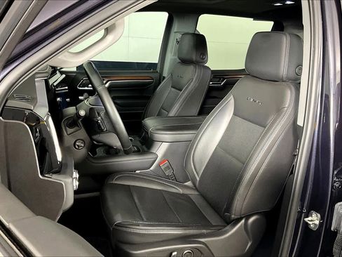 Used 2024 GMC Sierra 1500 Denali w/ Denali Reserve Package image 8