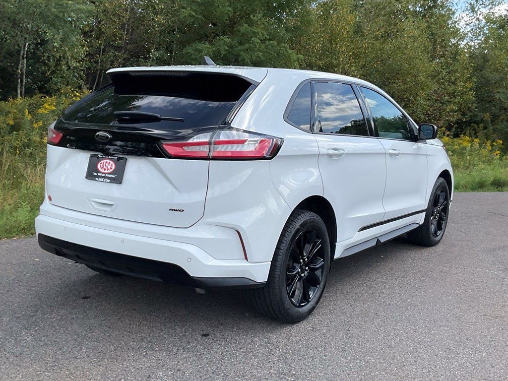 Used 2024 Ford Edge SE w/ Black Appearance Package AWD/4WD image 24