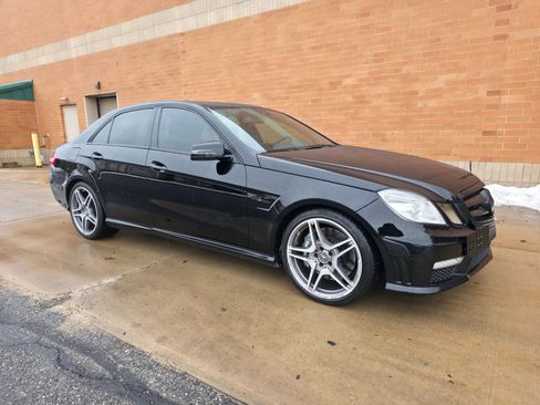 Used 2011 Mercedes-Benz E 63 AMG Sedan image 1