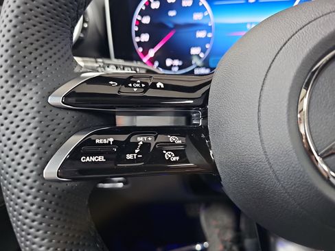 New 2026 Mercedes-Benz GLC 300 4MATIC image 18