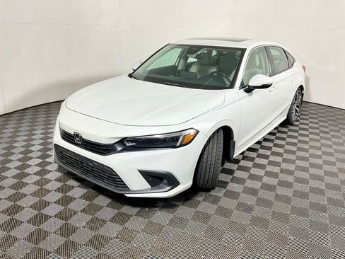 Used 2023 Honda Civic Touring image 12