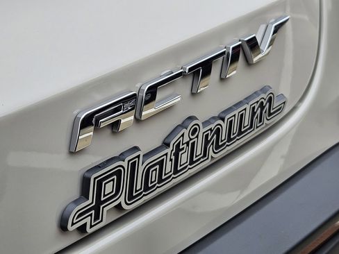 New 2026 Chevrolet Trax ACTIV w/ Sunroof Package image 15