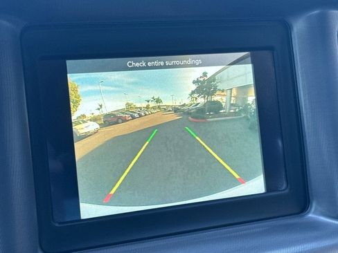 Used 2022 Dodge Charger SXT w/ Blacktop Package image 18