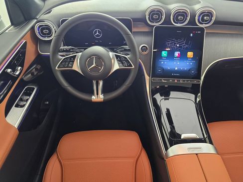 New 2027 Mercedes-Benz GLC 300 image 10