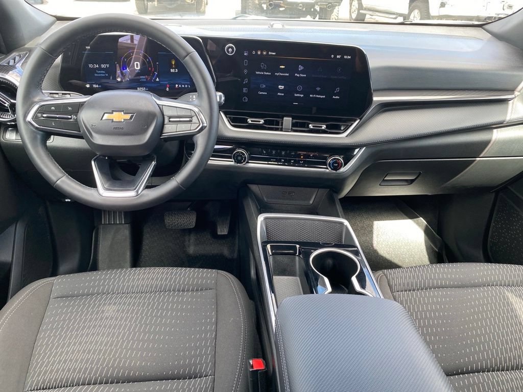 Used 2025 Chevrolet Equinox LT FWD image 4