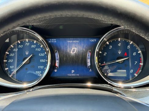 Used 2018 Maserati Quattroporte S RWD image 16
