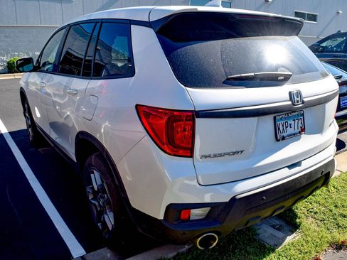 Used 2023 Honda Passport EX-L image 7