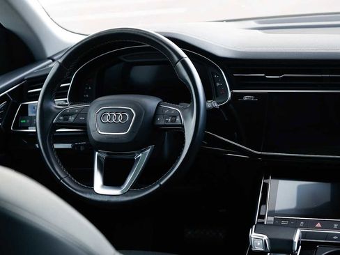 Used 2023 Audi Q8 Premium Plus w/ Premium Plus Package image 17