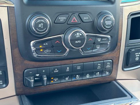 Used 2016 RAM 1500 Laramie Longhorn w/ Convenience Group AWD/4WD image 14