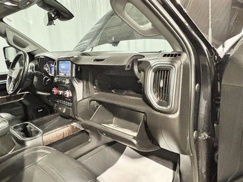 Certified 2023 GMC Sierra 3500 Denali w/ Denali Black Diamond Edition image 27