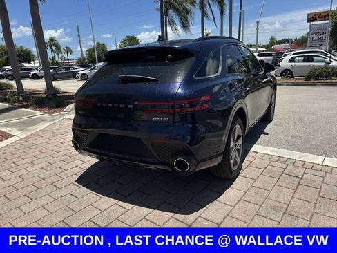 Used 2024 Genesis GV70 3.5T Sport AWD/4WD image 7