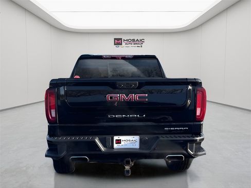Used 2022 GMC Sierra 1500 Denali w/ Denali Reserve Package image 9