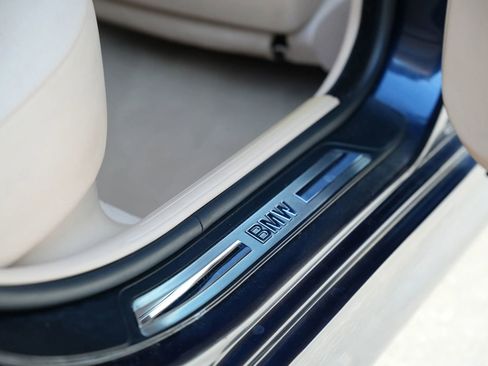 Used 1999 BMW 540i Sedan image 34