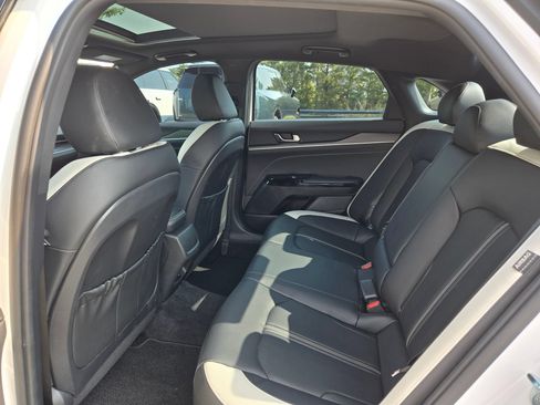 Used 2025 Kia K5 GT-Line w/ GT-Line Premium Package FWD image 37
