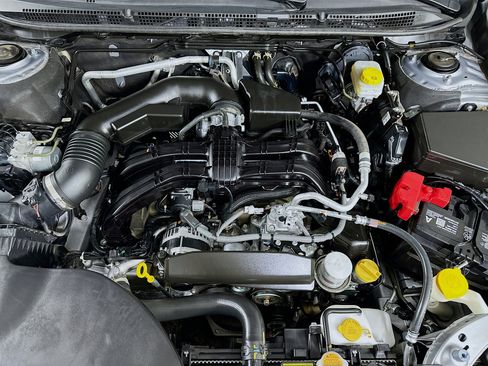 Used 2025 Subaru Outback Premium image 34