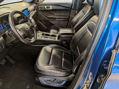 Used 2020 Ford Explorer XLT w/ Equipment Group 202A AWD/4WD image 20