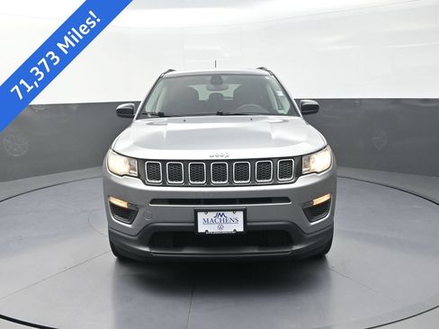 Used 2018 Jeep Compass Sport AWD/4WD image 2