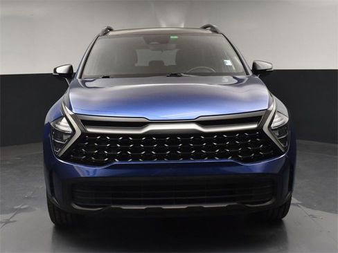 Certified 2023 Kia Sportage X-Line w/ X-Line Premium Package image 3