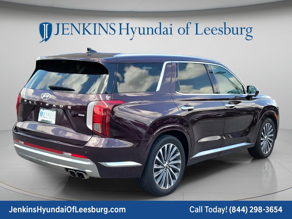Used 2024 Hyundai Palisade Calligraphy AWD/4WD image 3