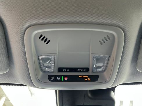 Used 2023 Chevrolet Malibu LT image 18