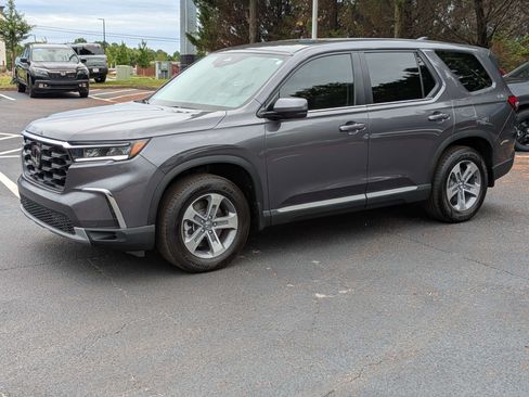 Certified 2025 Honda Pilot EX-L image 11