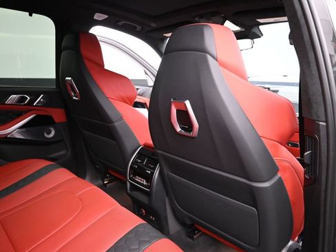 Certified 2024 BMW X5 M Competition w/ Executive Package image 25