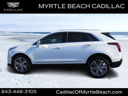 Used 2025 Cadillac XT5 Premium Luxury image 6