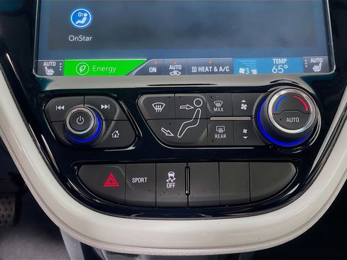 Used 2017 Chevrolet Bolt LT image 23